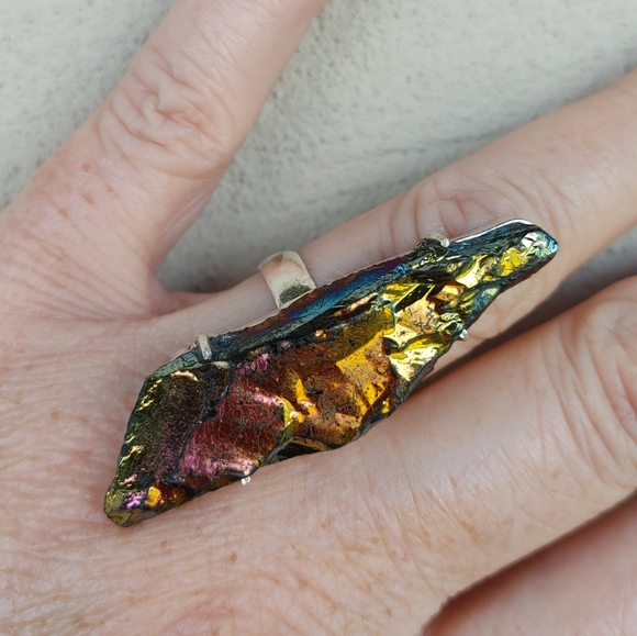 Crystal-Titanium Oversized Gemstone Ring in 925 Sterling Silver Overlay (size 7) - Picture 10 of 15